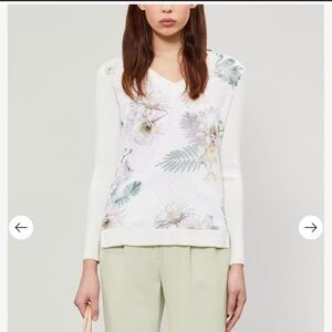 Ted Baker Kaylaaa Woodland-print v neck floral sweater sz 3 medium